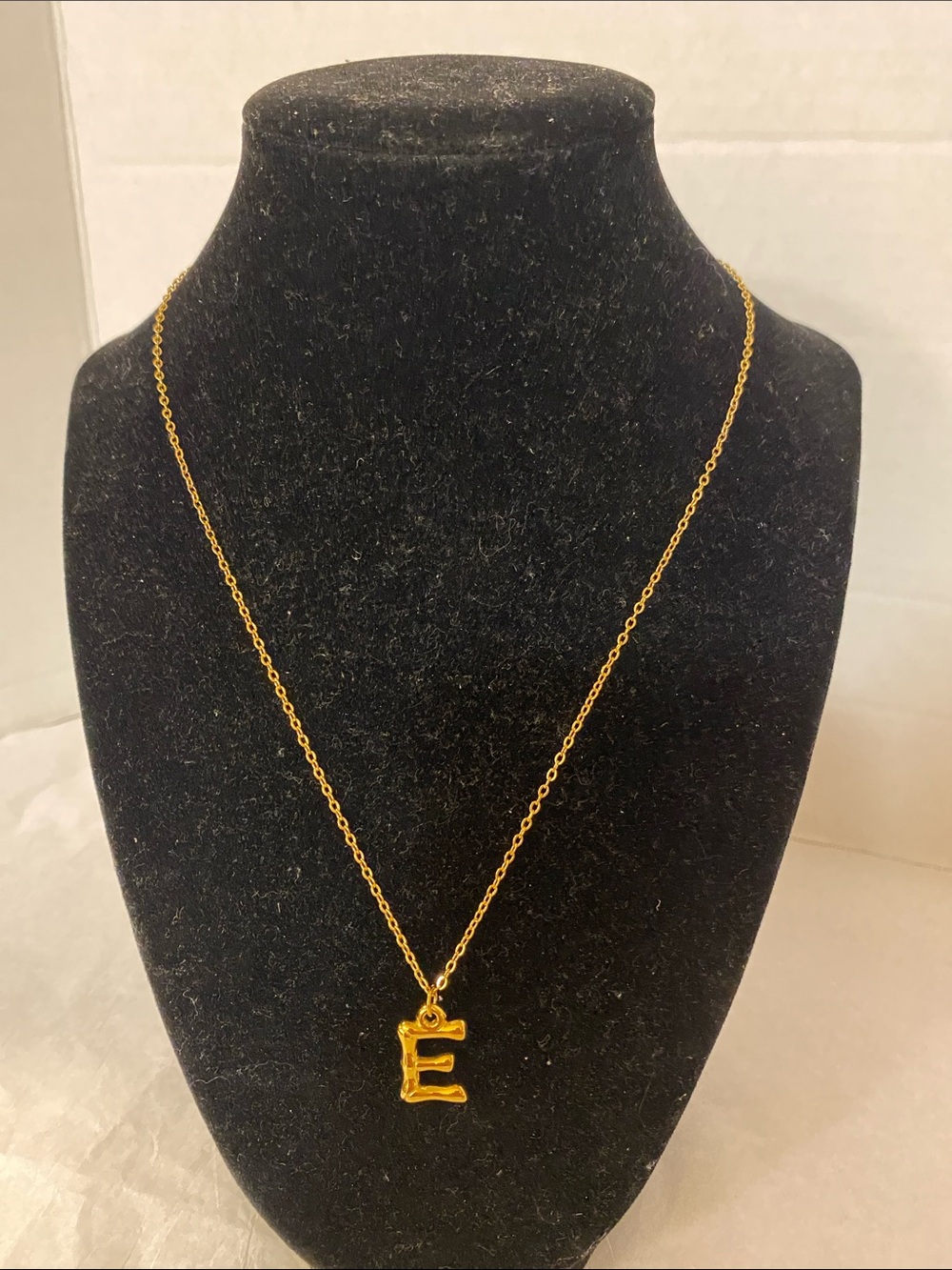 Gold 'E' Initial Pendant Necklace - Women's Jewelry